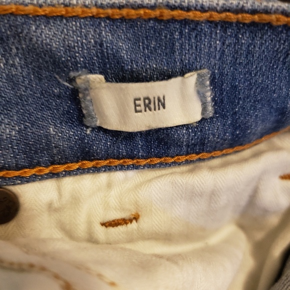 Abercrombie & Fitch Erin Destroyed Skinny Jeans - Picture 6 of 7